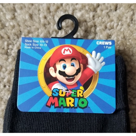 Nintendo Super Mario Crew Socks - Picture 3 of 3